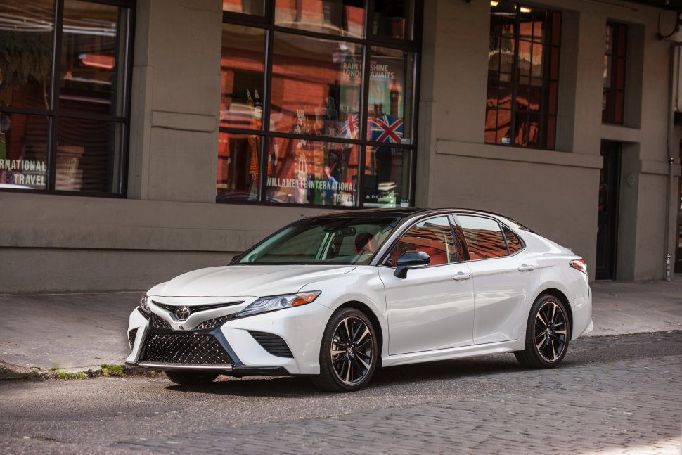 Toyota camry viii